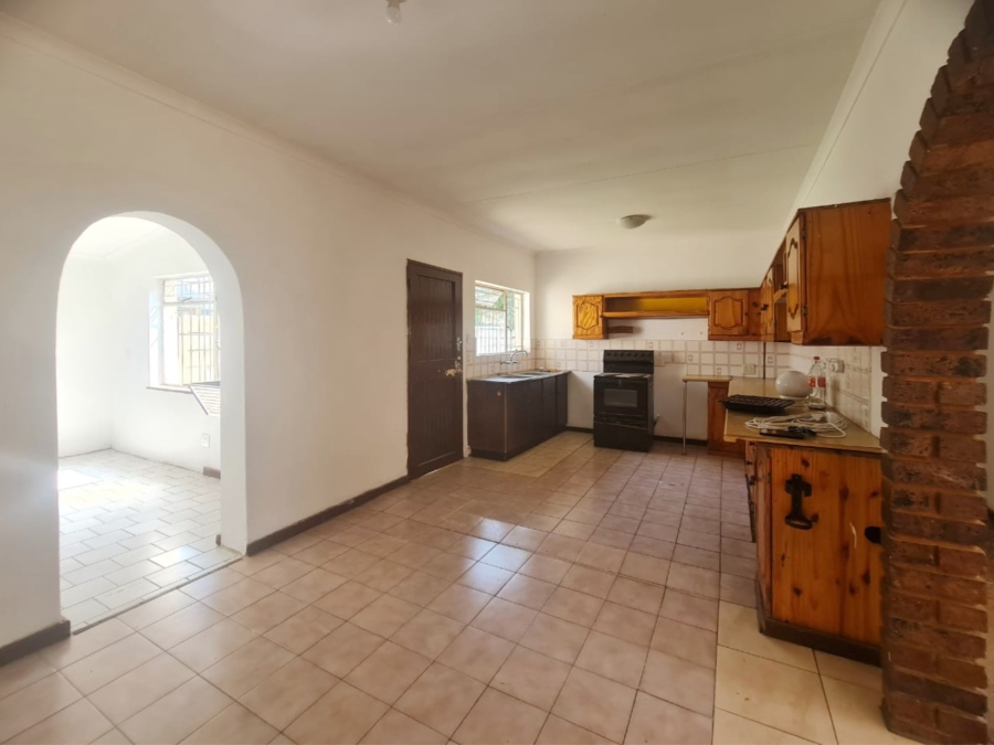 To Let 3 Bedroom Property for Rent in Ifafi North West